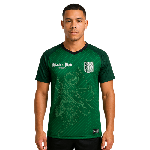 Maillot de football vert SCOUT REGIMENT 09 inspiré de L'Attaque des Titans avec illustration d'Eren et logo du bataillon d'exploration à l'avant.