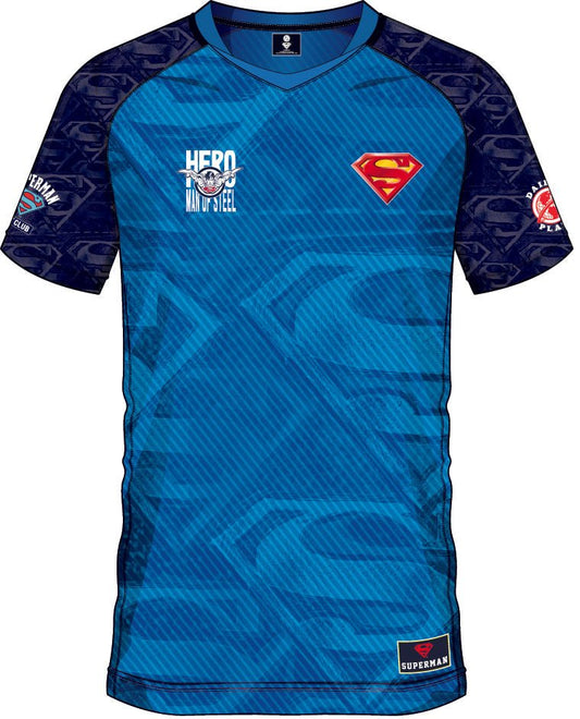Maillot de football bleu Superman 38 avec logo DC Comics, motif S emblématique et manches contrastées, idéal pour fans de super-héros.