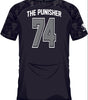 Vue arrière du maillot Marvel THE PUNISHER 74 avec graphismes sombres et numéro 74, article de collection pour amateurs de sport et comics.