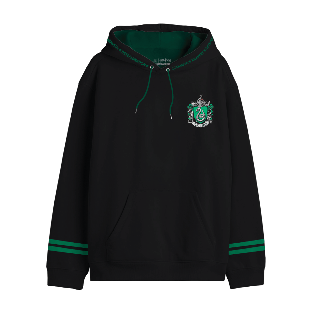 Sweat-shirt Harry Potter Serpentard noir avec petit blason vert sur la poitrine, capuche contrastée et cordons assortis. Style officiel et confortable.