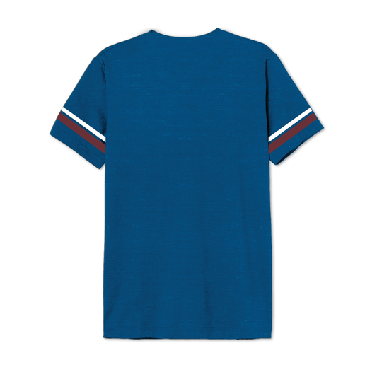 Vue arrière du t-shirt Superman bleu officiel DC Comics, manches ornées de bandes rouges et blanches, style rétro et confortable.